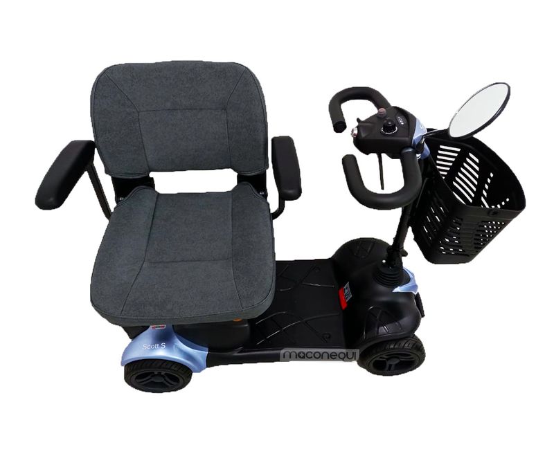 scooter-montada-cadeira-frente-logo